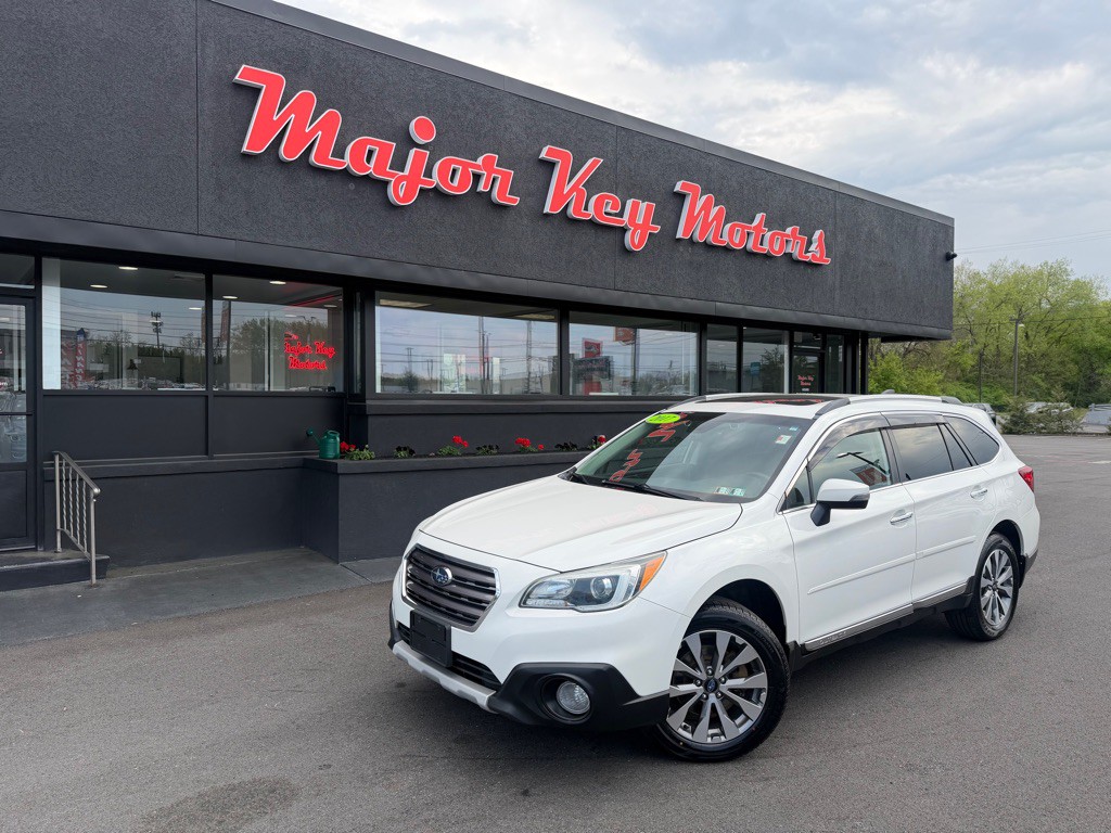 2017 Subaru Outback Image 1