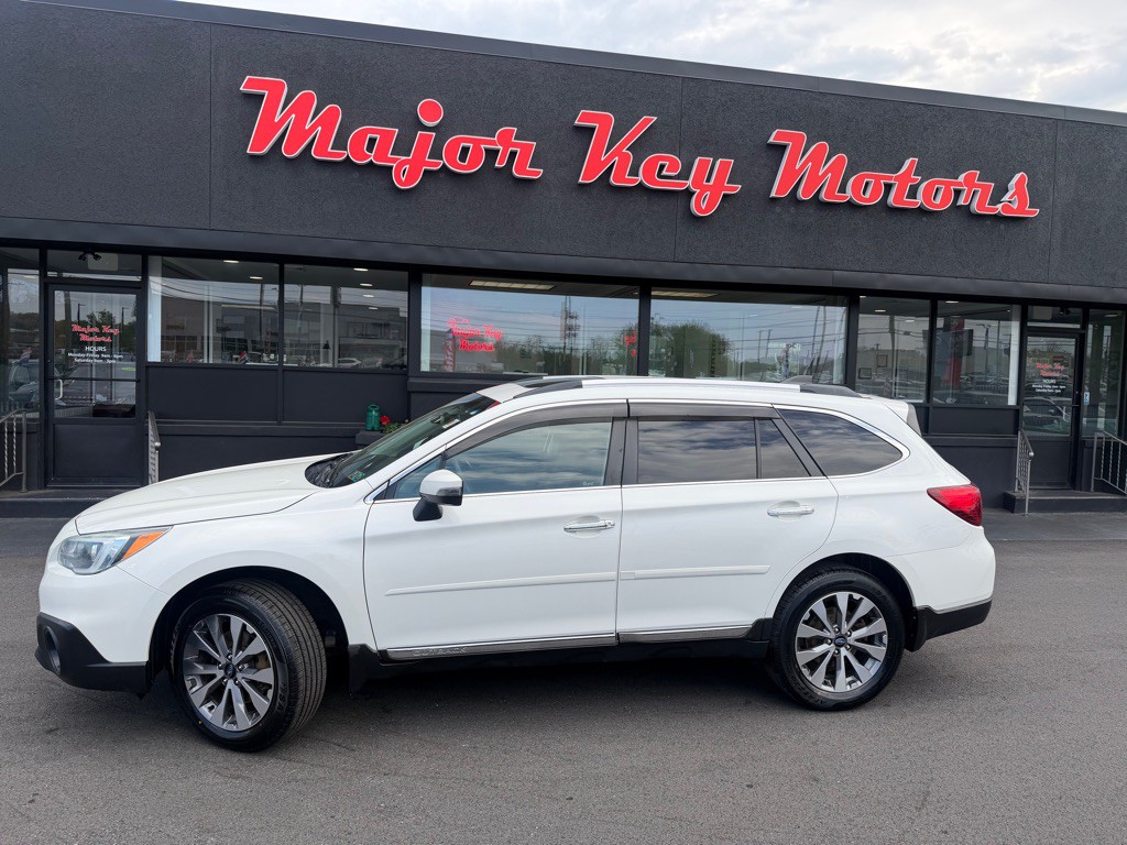 2017 Subaru Outback Image 3