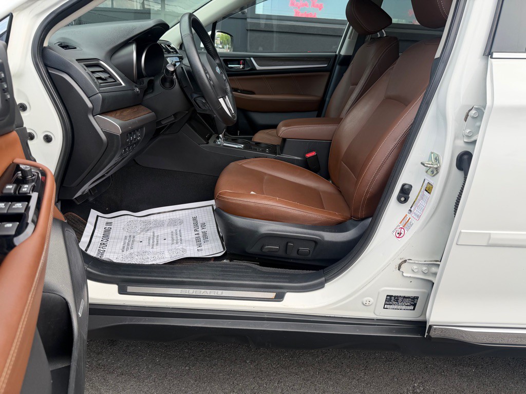 2017 Subaru Outback Image 13