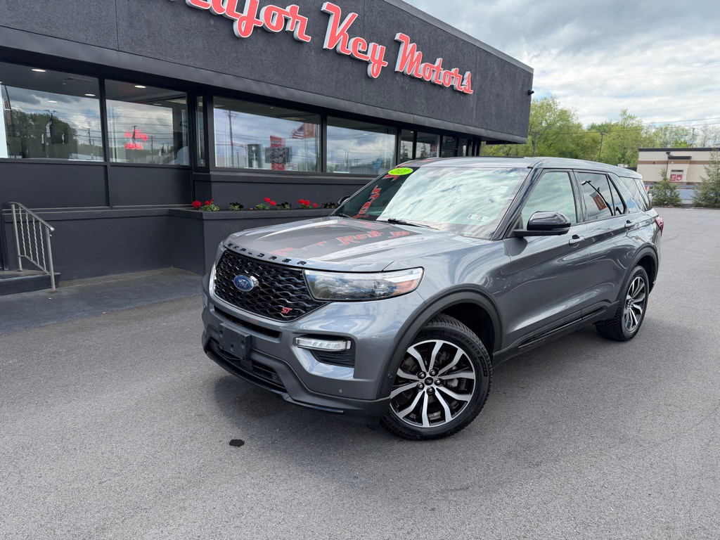 2021 Ford Explorer Image 1