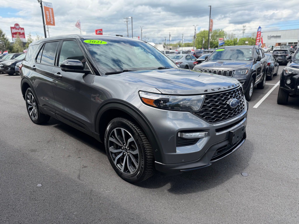 2021 Ford Explorer Image 8