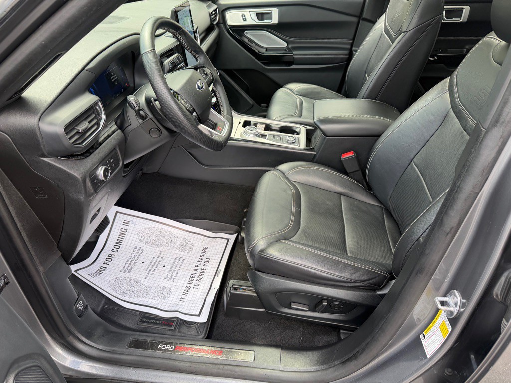 2021 Ford Explorer Image 12