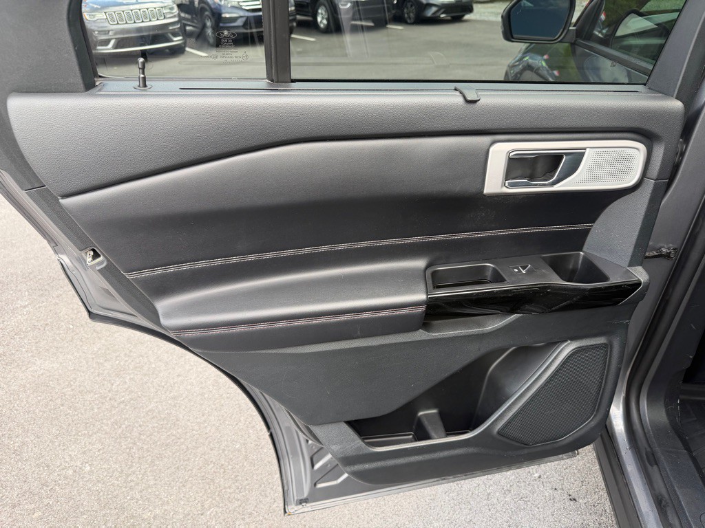 2021 Ford Explorer Image 19