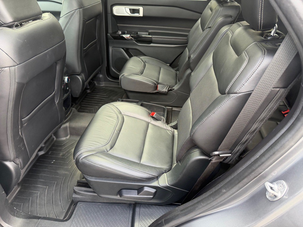2021 Ford Explorer Image 20