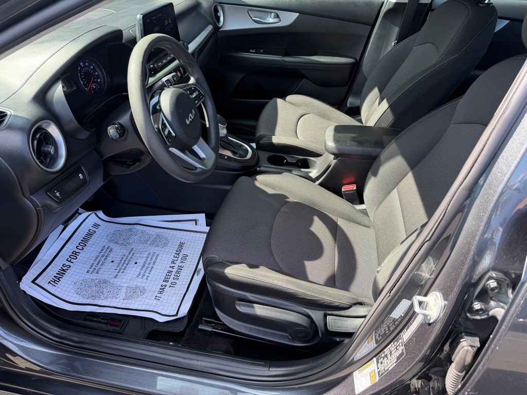 2023 Kia Forte Image 12