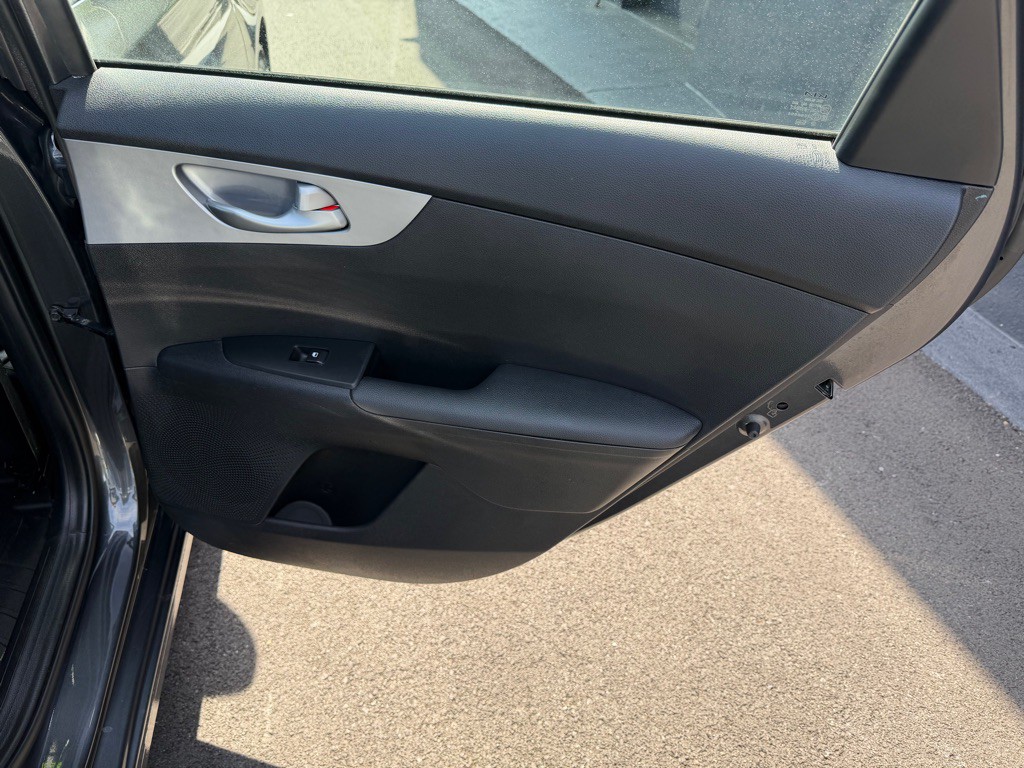 2023 Kia Forte Image 22