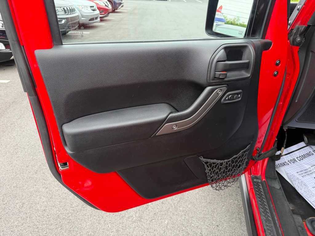 2015 Jeep Wrangler Unlimited Image 11
