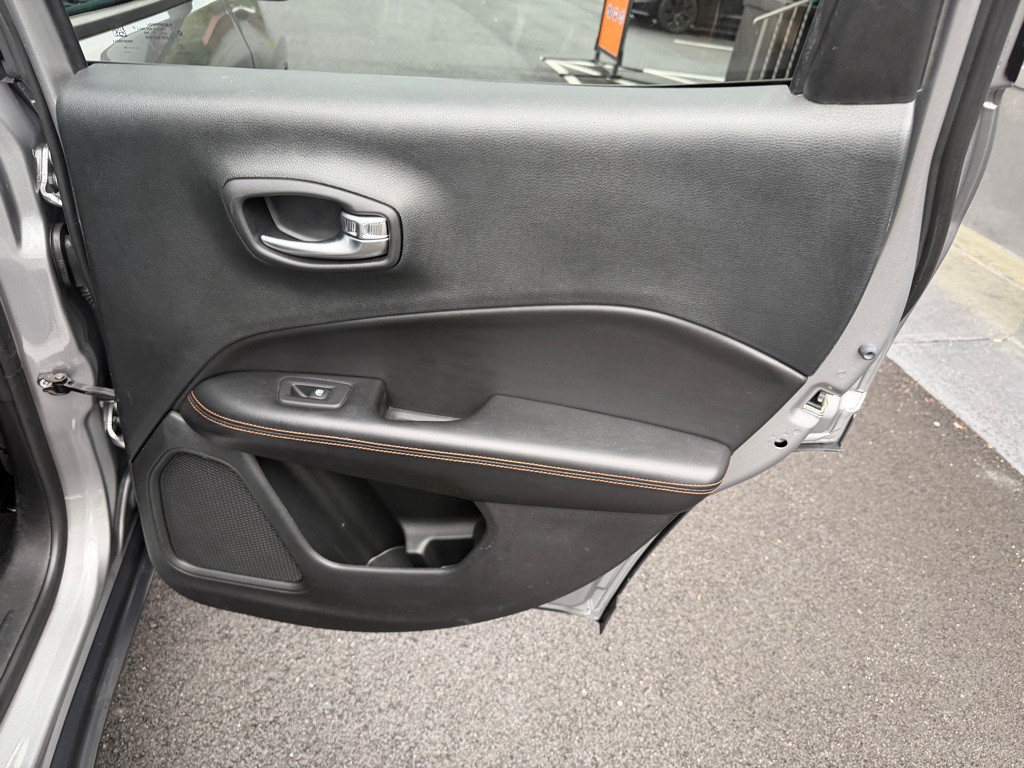 2019 Jeep Compass Image 23