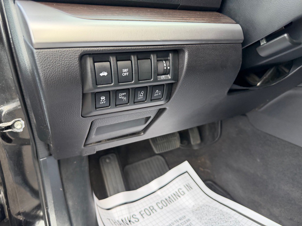 2016 Subaru Legacy Image 14