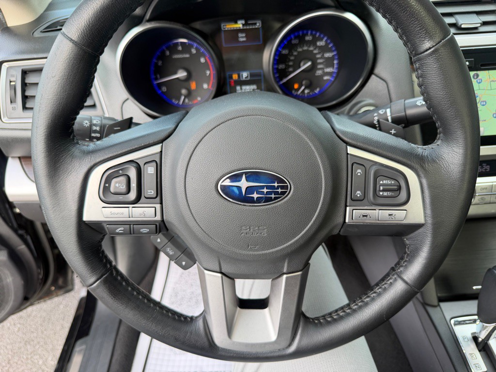2016 Subaru Legacy Image 16