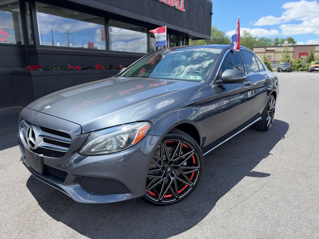 2016 Mercedes-Benz C-Class Image 2