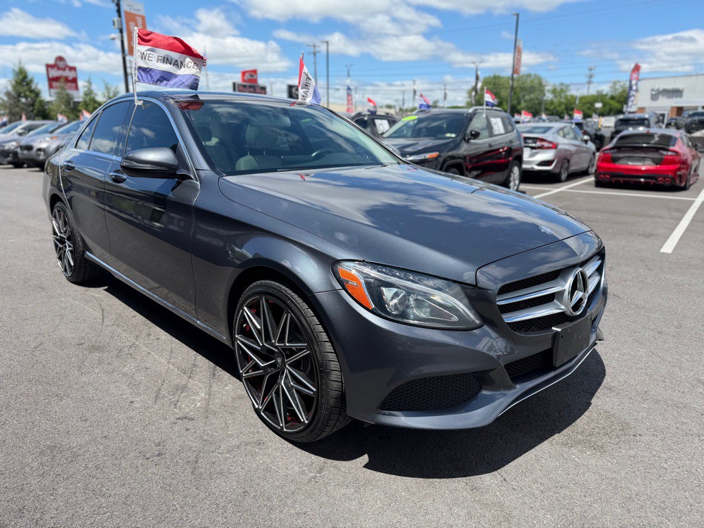 2016 Mercedes-Benz C-Class Image 8