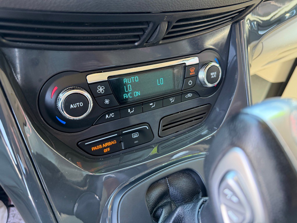 2016 Ford Escape Image 17