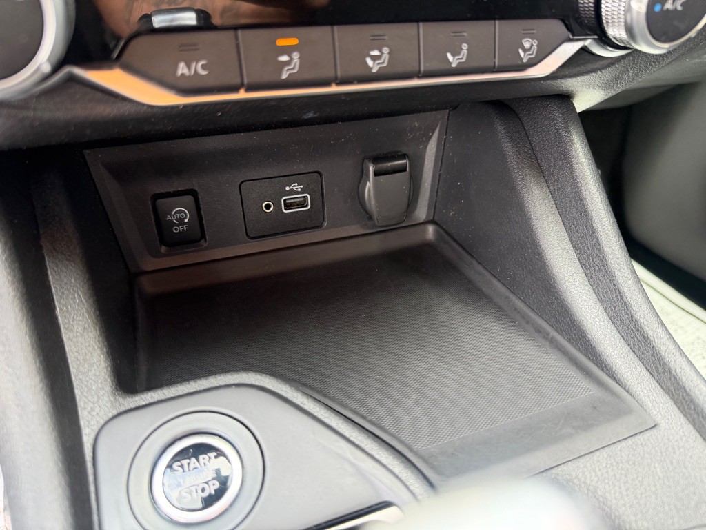2024 Nissan Sentra Image 17
