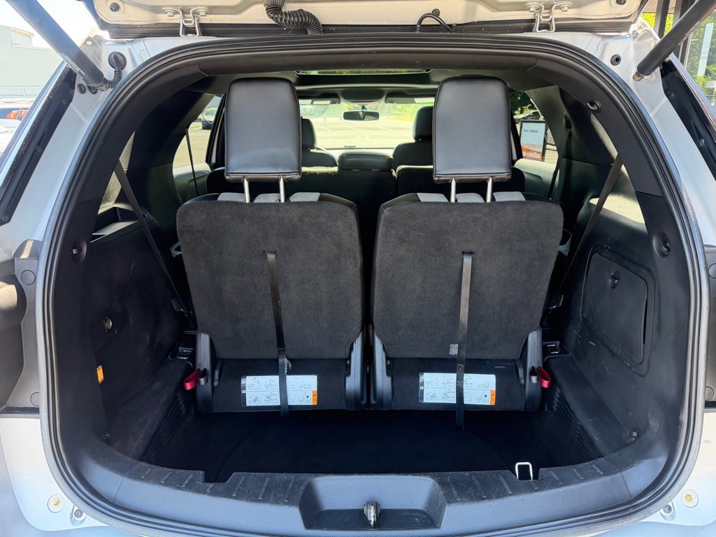 2017 Ford Explorer Image 24