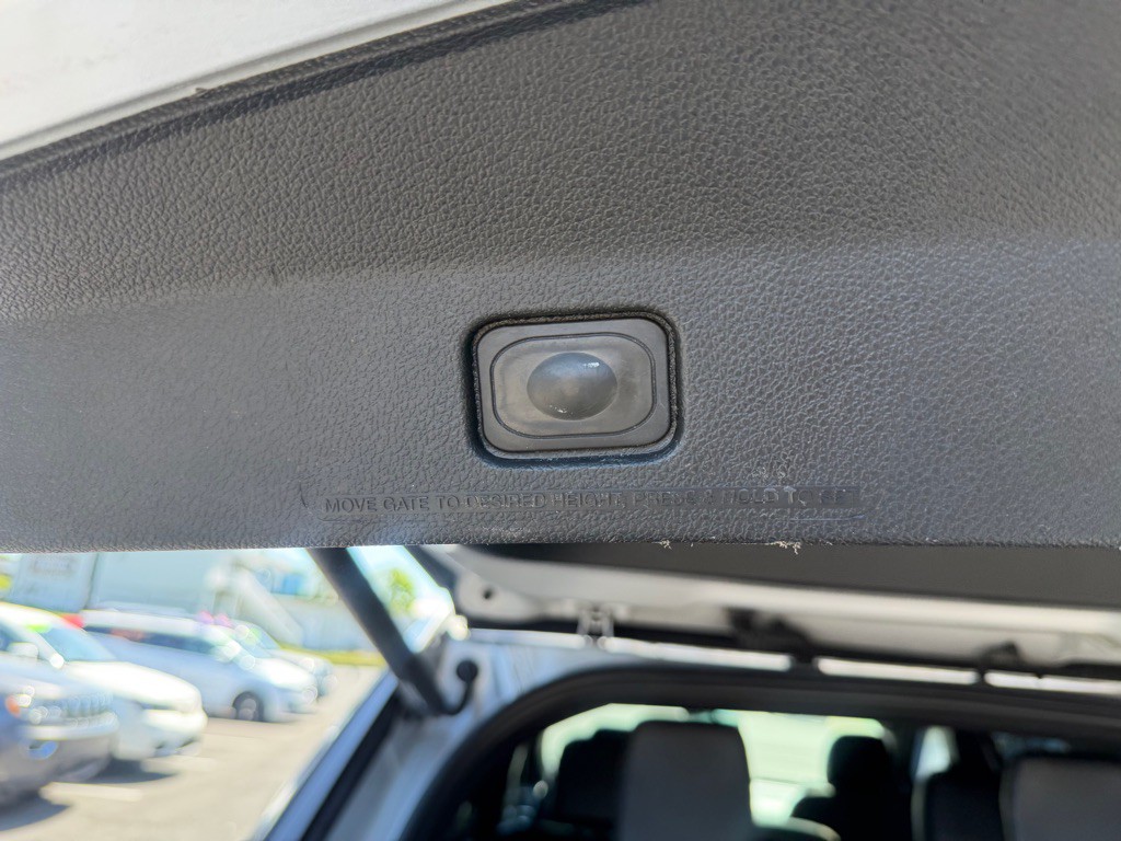 2017 Ford Explorer Image 25
