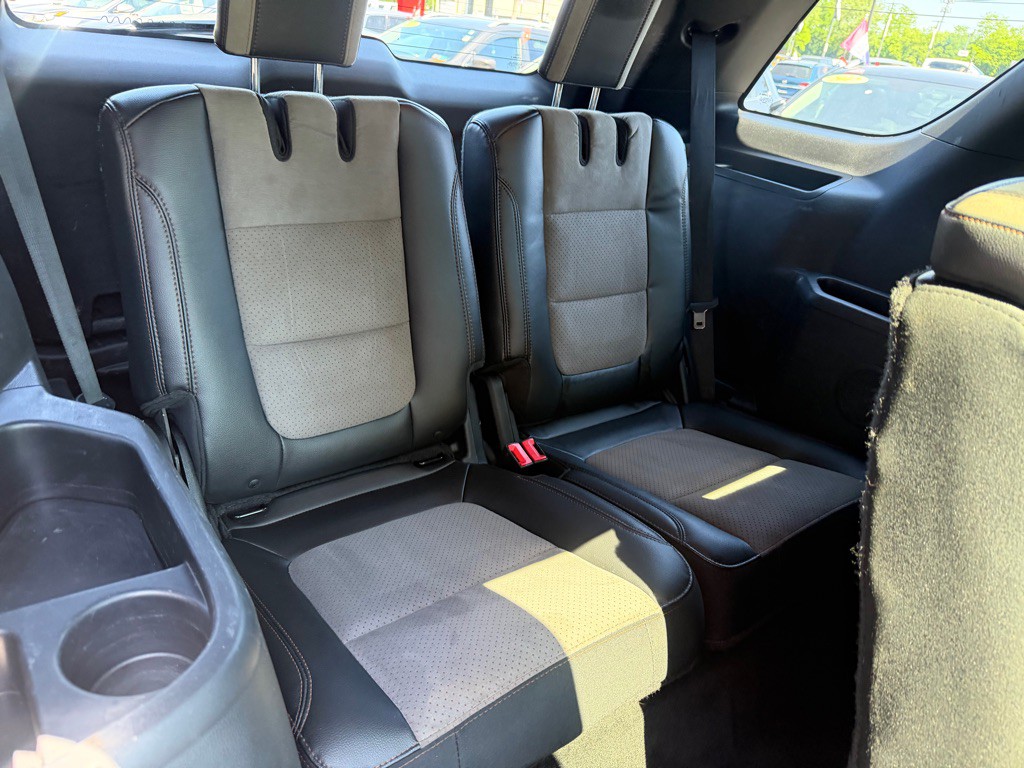 2017 Ford Explorer Image 28