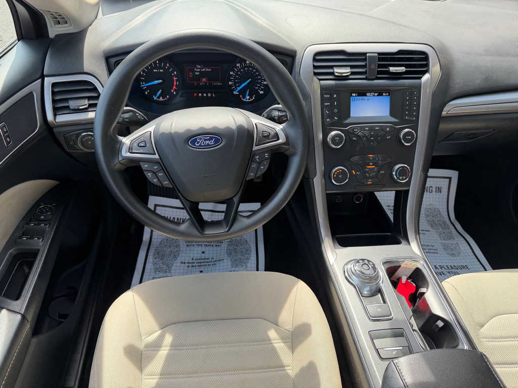 2020 Ford Fusion Image 10