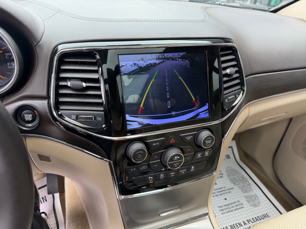 2019 Jeep Grand Cherokee Image 17