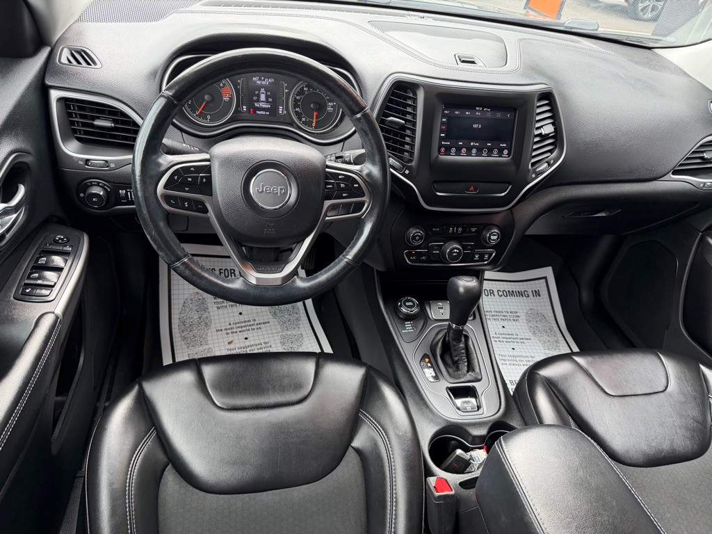 2019 Jeep Cherokee Image 10