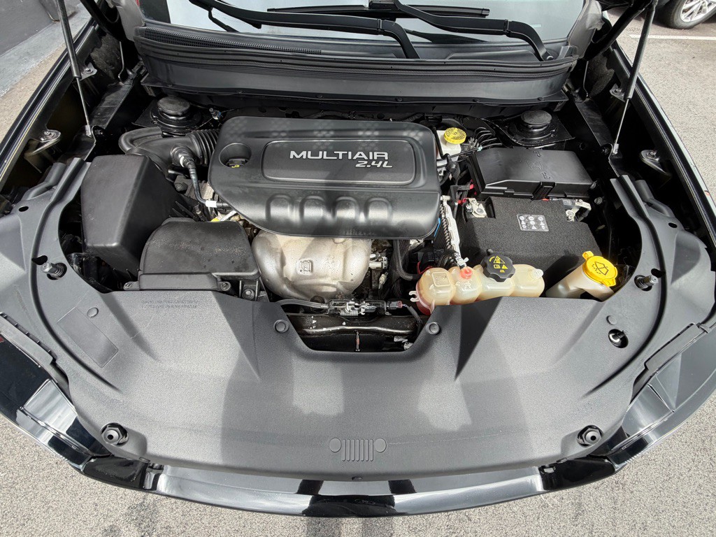2019 Jeep Cherokee Image 28