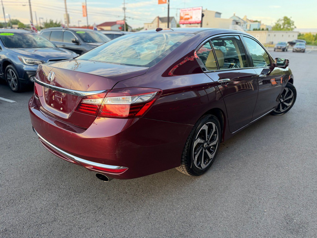 2017 Honda Accord Image 6
