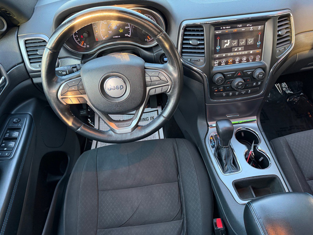 2018 Jeep Grand Cherokee Image 12