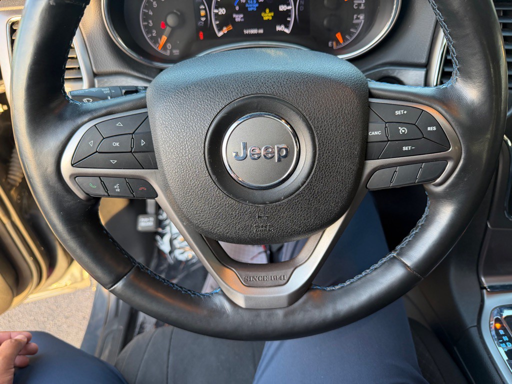 2018 Jeep Grand Cherokee Image 17