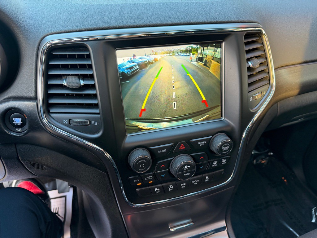 2018 Jeep Grand Cherokee Image 18