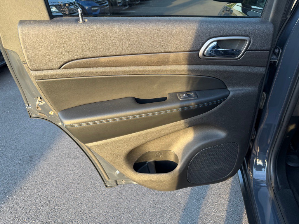 2018 Jeep Grand Cherokee Image 21