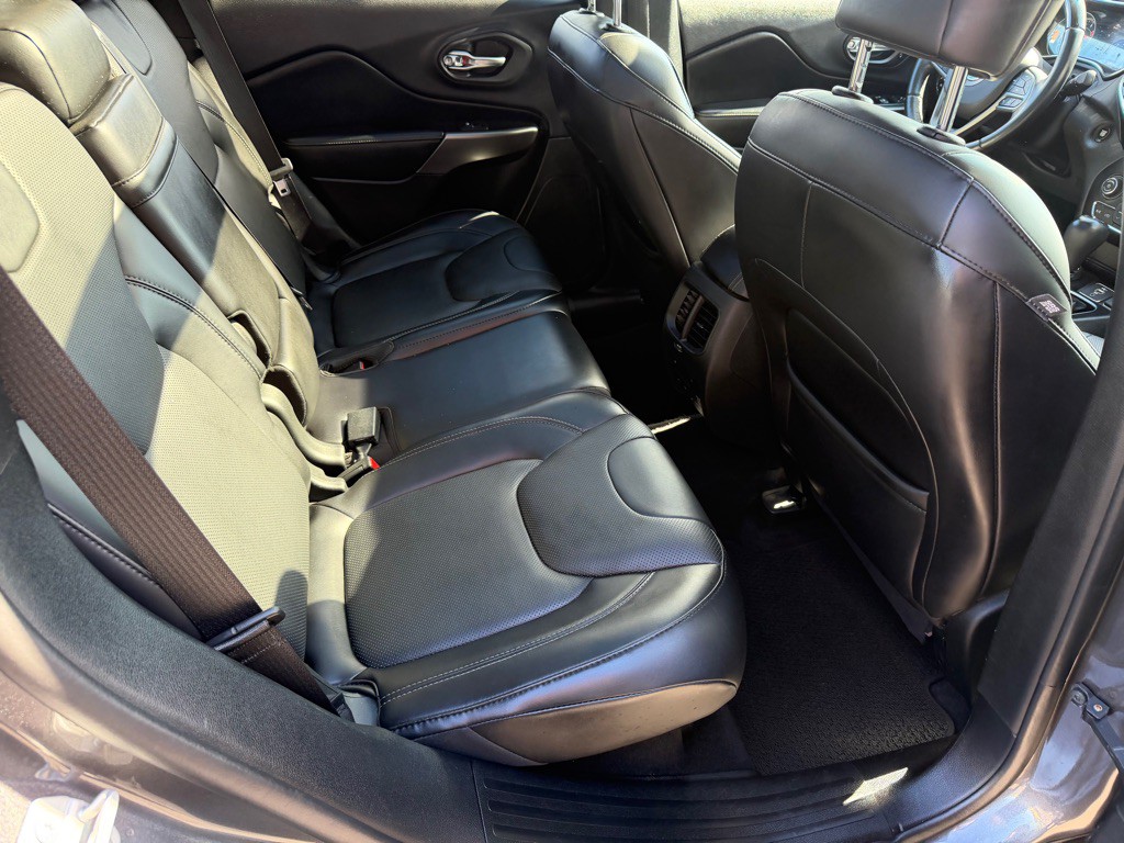 2019 Jeep Cherokee Image 29