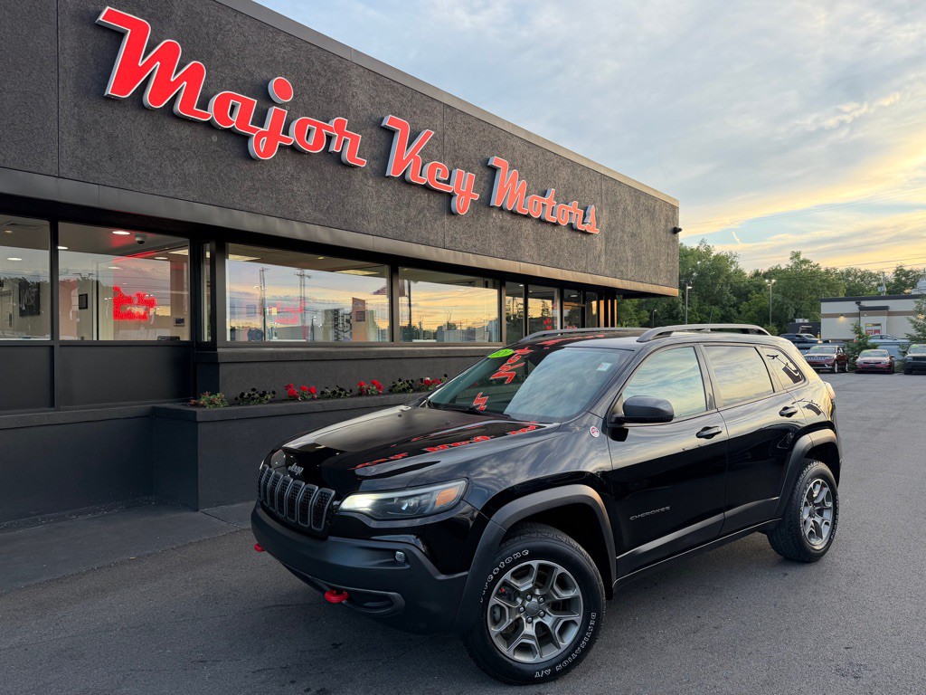 2020 Jeep Cherokee Image 1