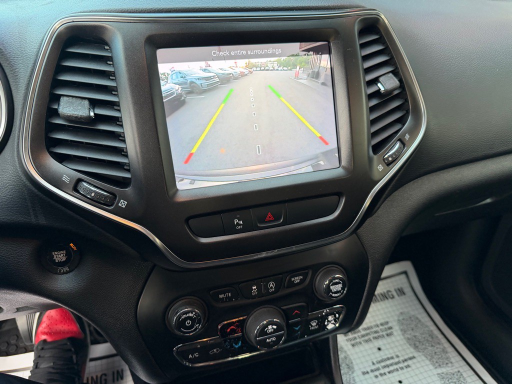 2020 Jeep Cherokee Image 16