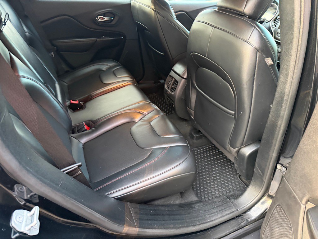2020 Jeep Cherokee Image 23