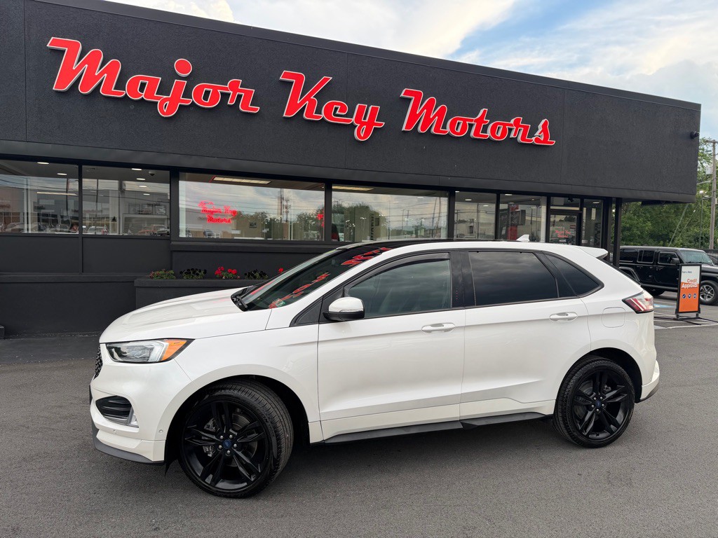 2019 Ford Edge Image 3