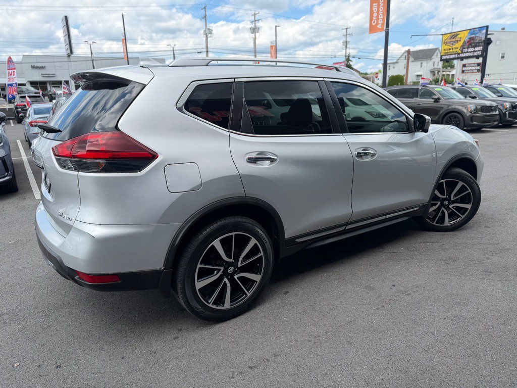 2018 Nissan Rogue Image 5