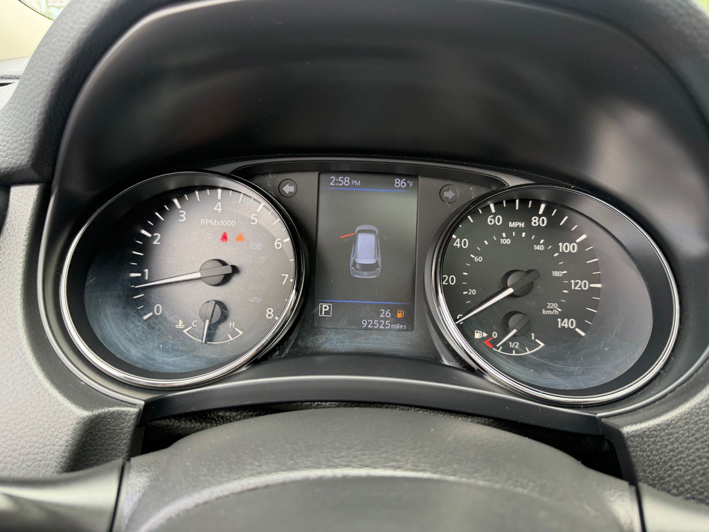 2018 Nissan Rogue Image 13