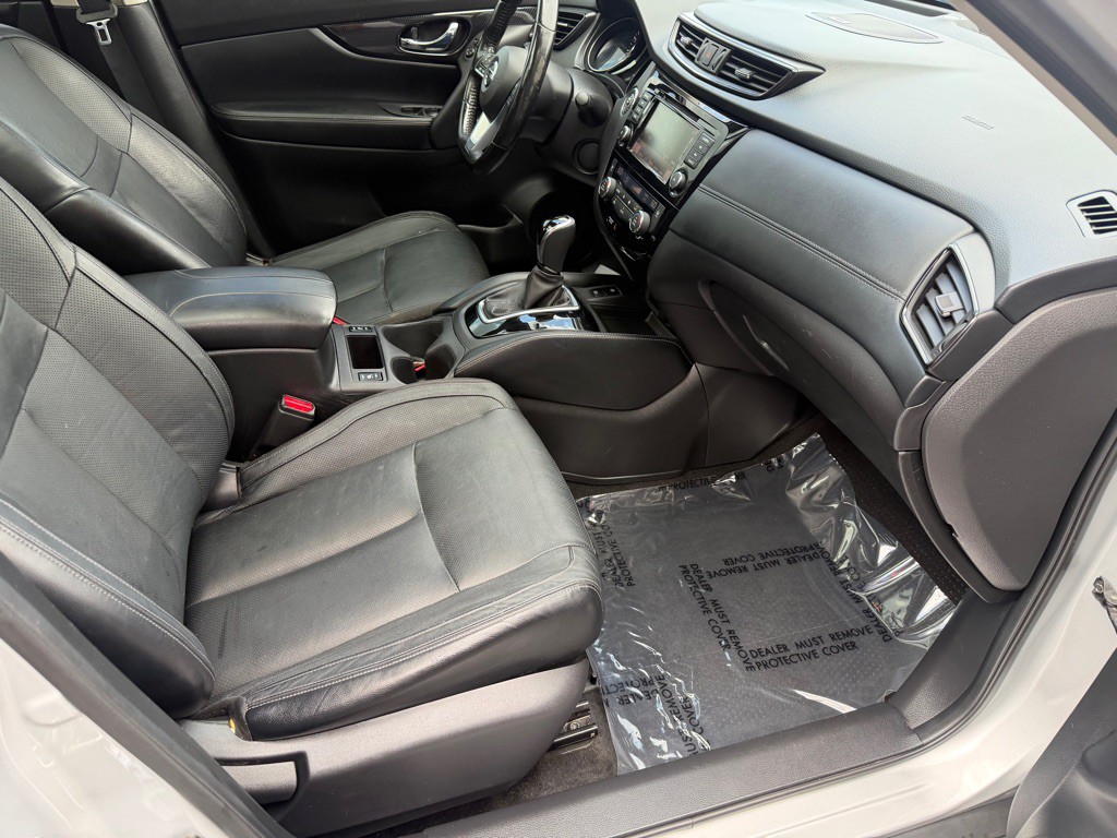 2018 Nissan Rogue Image 26
