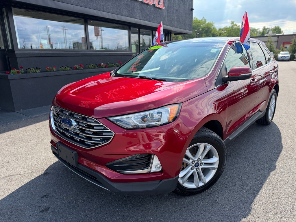 2019 Ford Edge Image 2