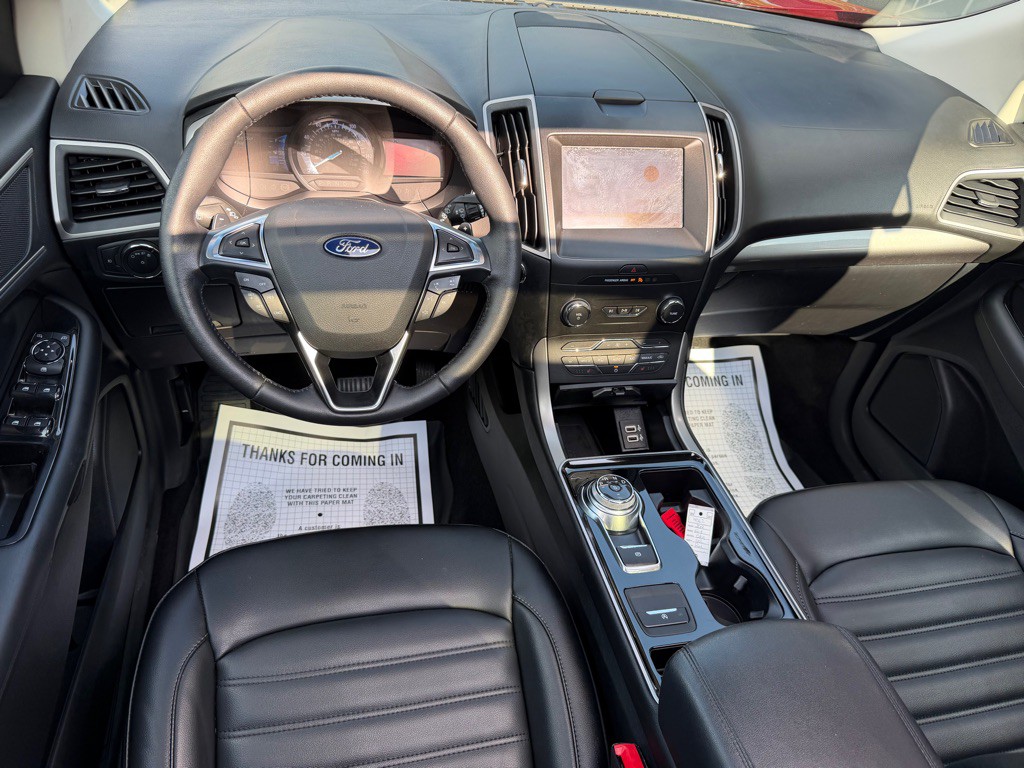 2019 Ford Edge Image 11