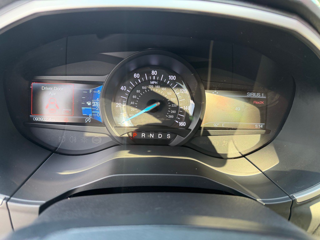 2019 Ford Edge Image 15