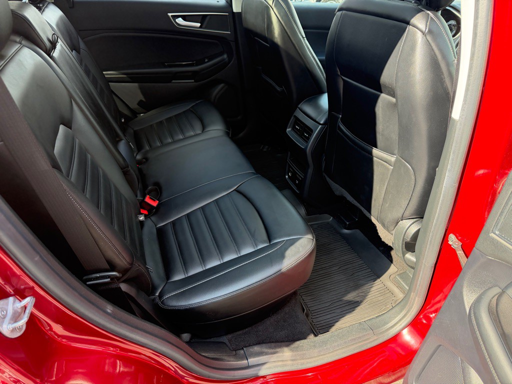 2019 Ford Edge Image 26