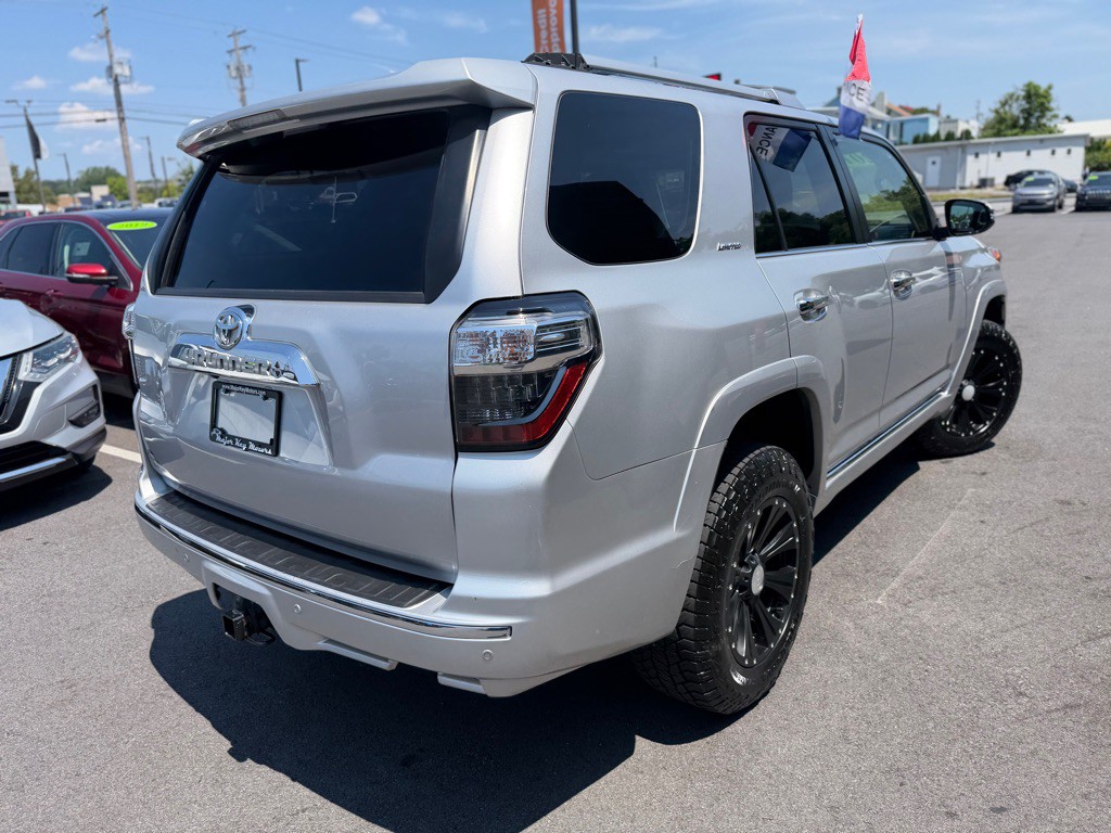 2015 Toyota 4Runner Image 6