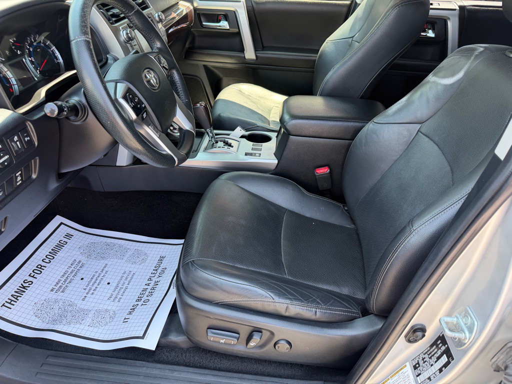 2015 Toyota 4Runner Image 13
