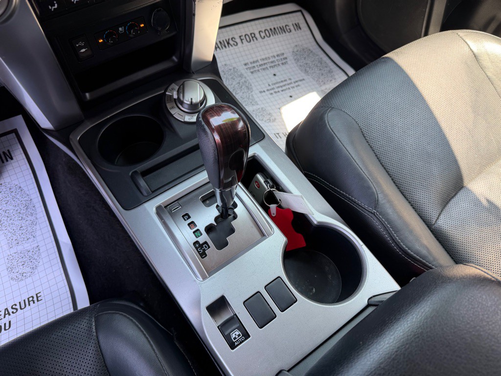2015 Toyota 4Runner Image 19