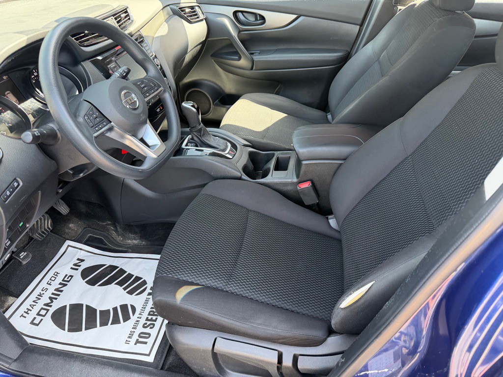 2019 Nissan Rogue Image 12