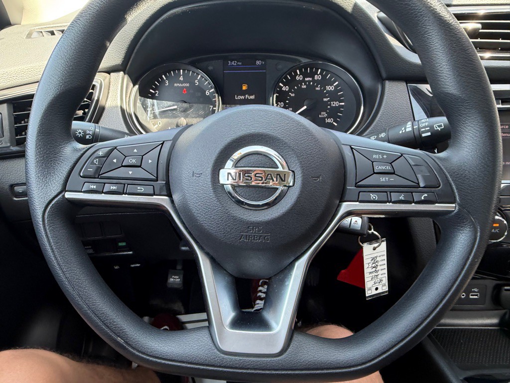 2019 Nissan Rogue Image 15