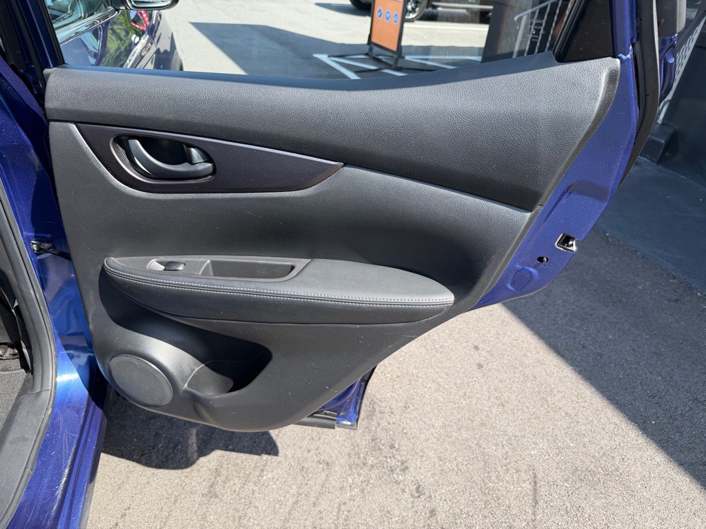 2019 Nissan Rogue Image 22