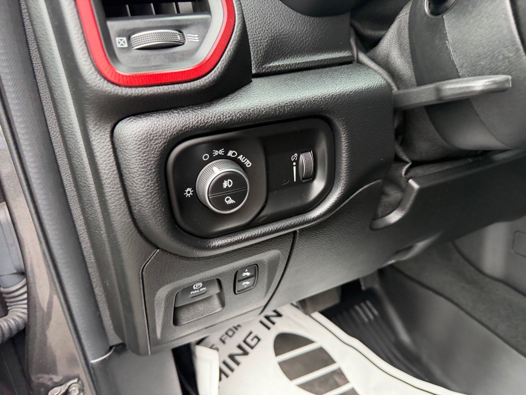 2020 RAM 1500 Image 14