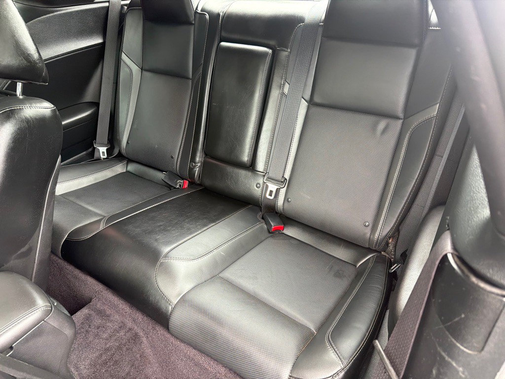 2017 Dodge Challenger Image 21